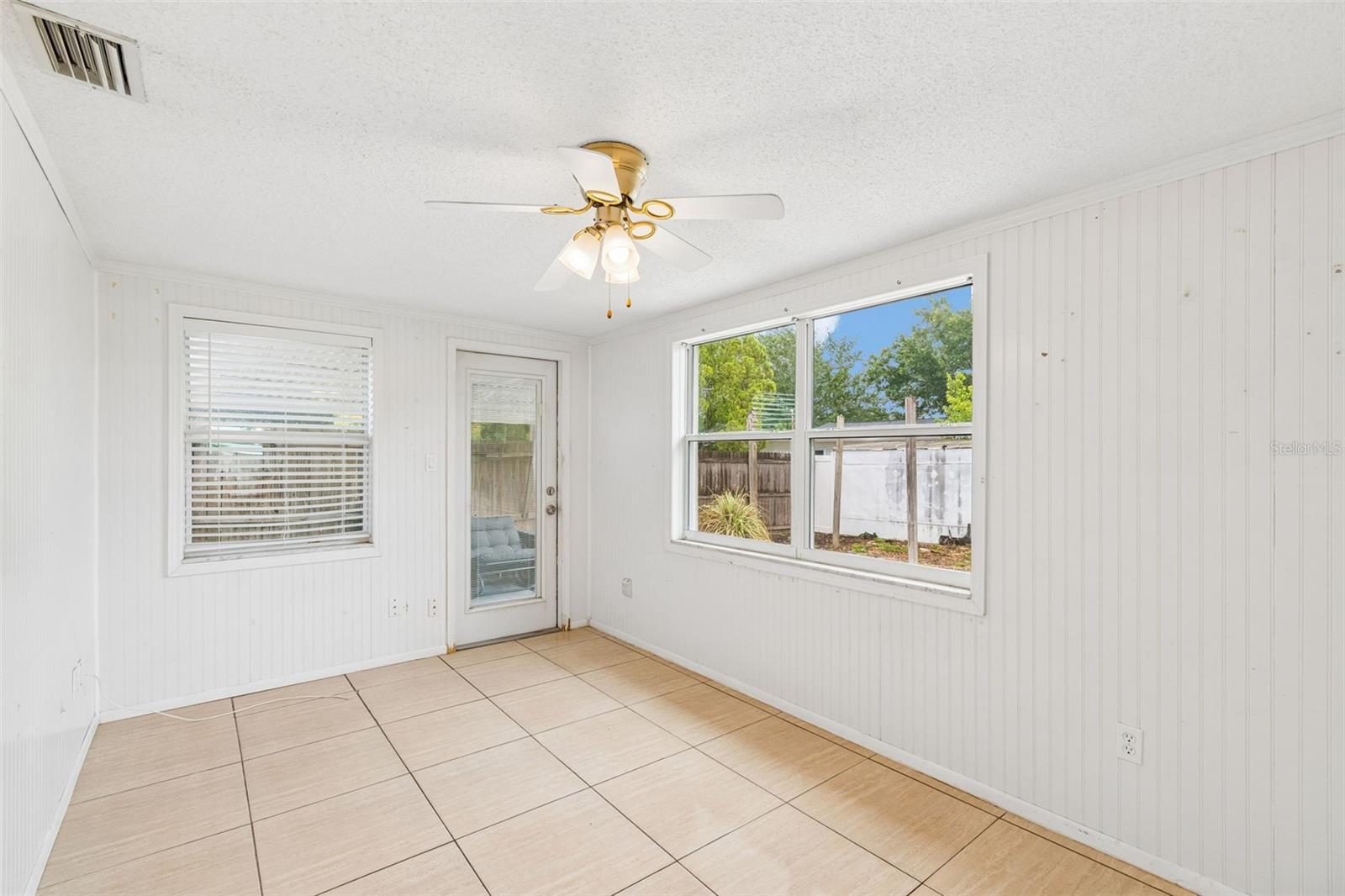 ORANGEWOOD VILLAGE - Residential