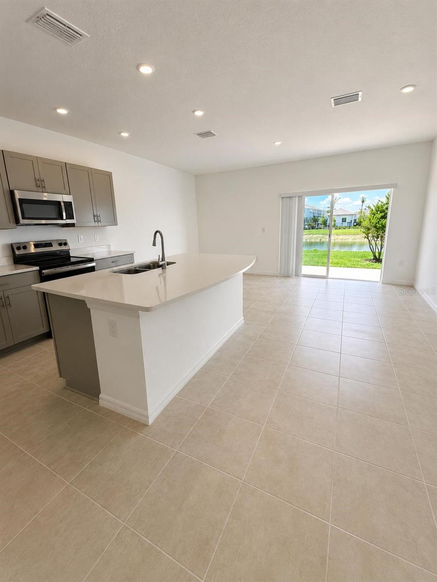 SKYE RANCH NBRHD 2 TWNHMS NORT - Residential Lease