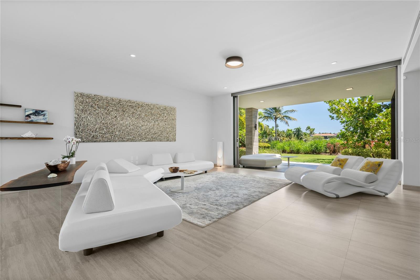 THE ENCLAVE AT DORADO RESORT - Residential
