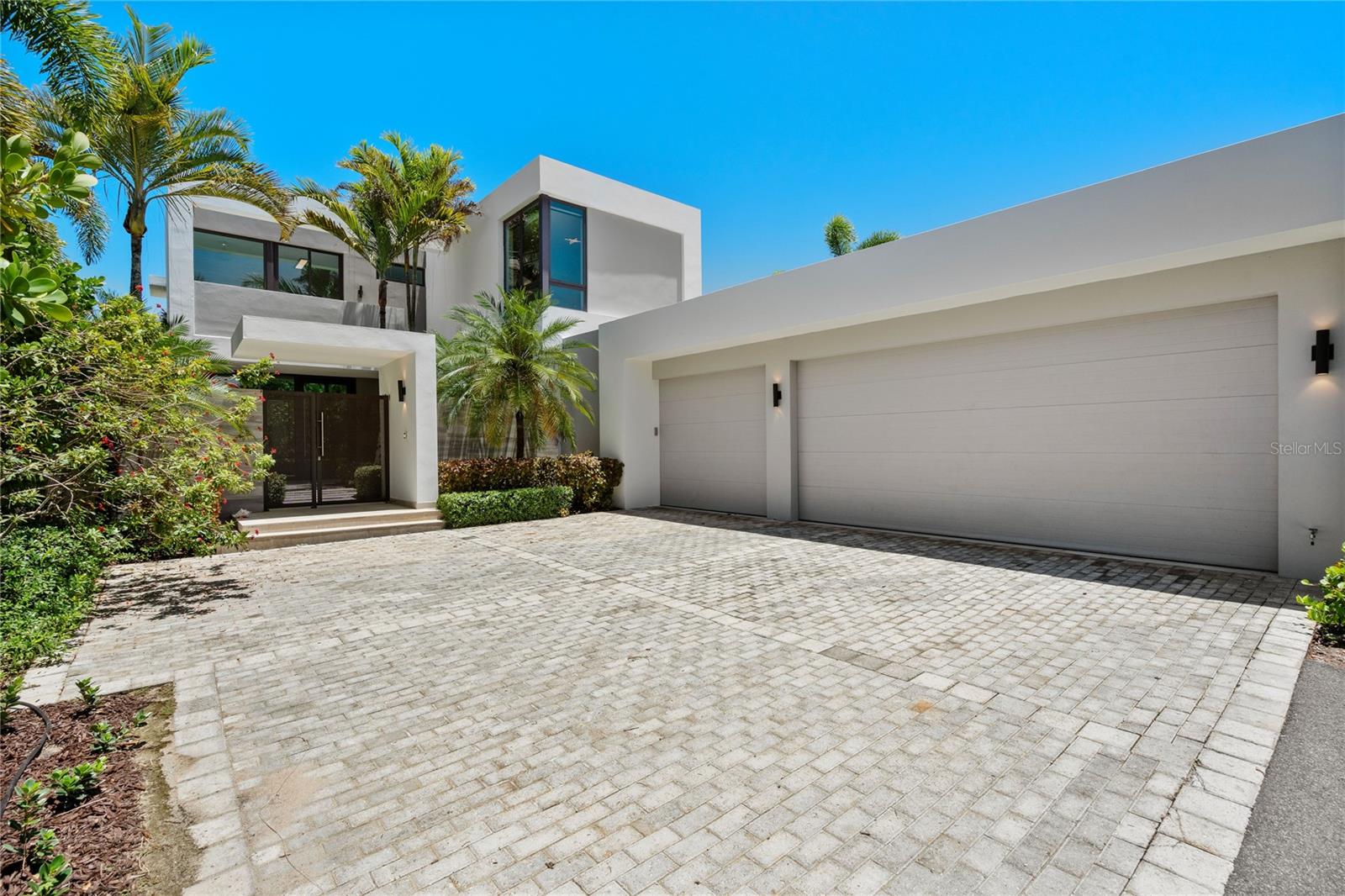 Welcome to your dream home located in the prestigious Enclave community within Dorado Beach Resort, Puerto Rico. This luxurious residence boasts 4 spacious bedrooms with a fifth bedroom in the works, each current bedroom with its own en-suite bathroom, providing comfort and privacy for the entire family. This exquisite home offers a harmonious blend of modern design and tropical charm, perfect for those seeking a serene and sophisticated lifestyle.

The home's elegant design features a bright and airy open floor plan that seamlessly connects the living, dining, and kitchen areas, ideal for both everyday living and entertainment. A dream kitchen with top-of-the-line appliances, ample counter space, and custom cabinetry, perfect for preparing culinary delights. Large windows fill the space with natural light, offering breathtaking views of the lush surroundings. Step outside to a private backyard sanctuary with lush landscaping, offering the perfect setting for outdoor dining, relaxation, and gatherings. 

Located in the heart of Dorado Beach Resort, this home offers easy access to world-class amenities, including golf courses, fine dining, shopping, and pristine beaches. Experience the perfect blend of luxury and island living in this exceptional property.
Don't miss the opportunity to make this exquisite home yours