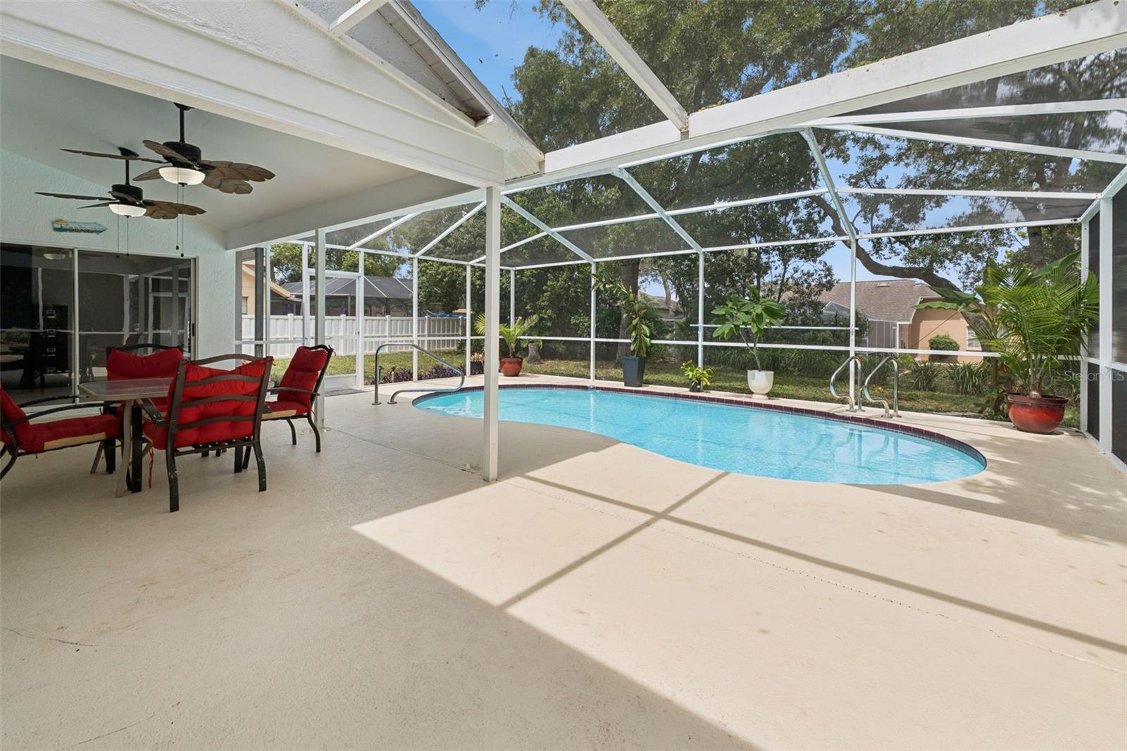 SEVEN HILLS - Residential