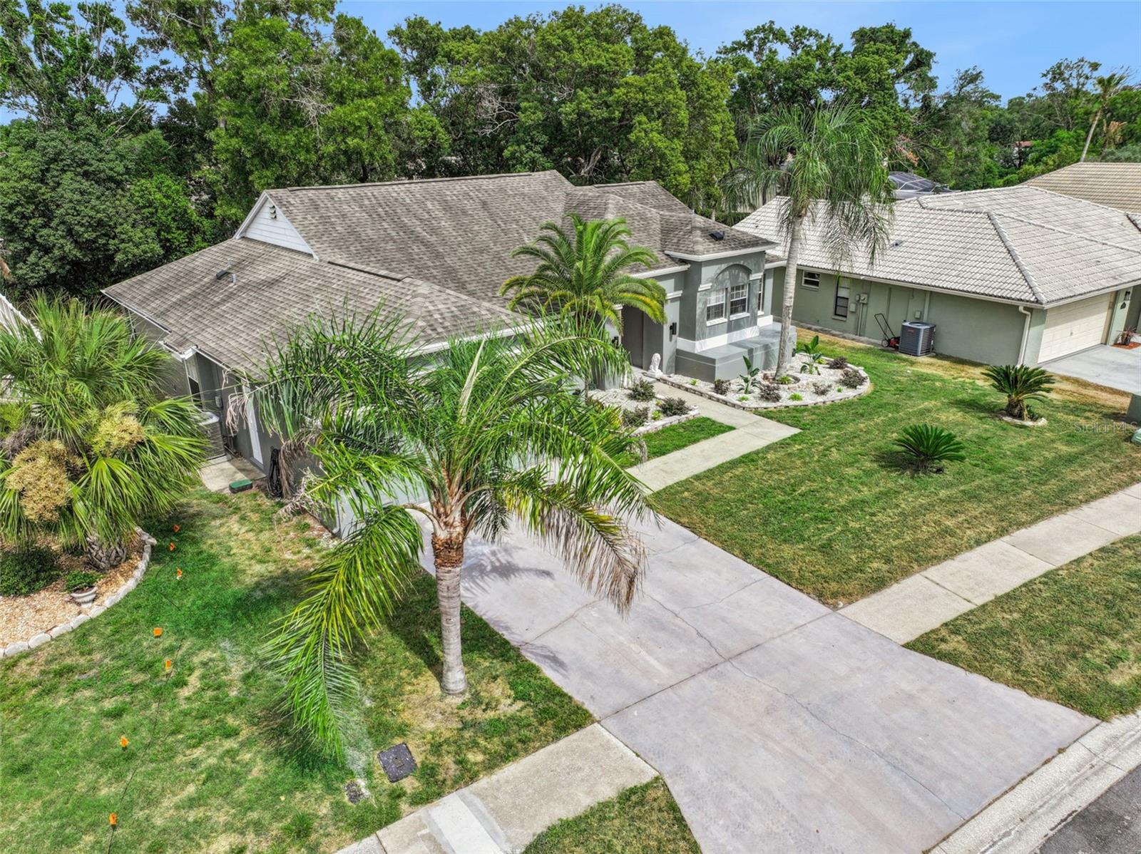 SEVEN HILLS - Residential
