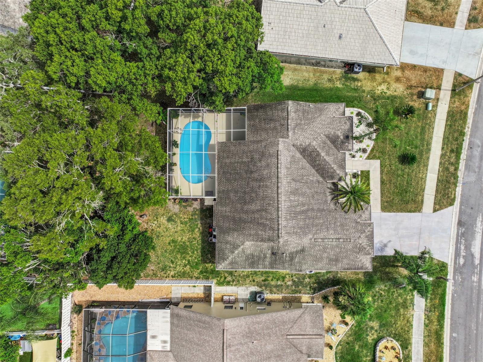 SEVEN HILLS - Residential