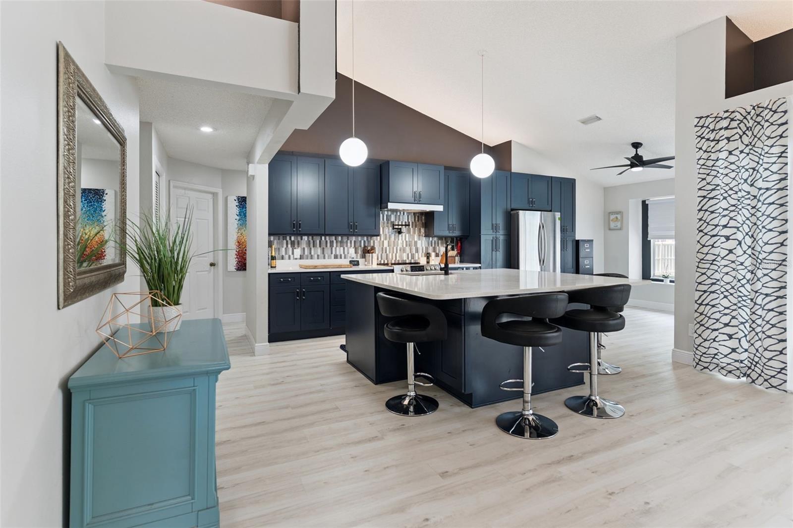 SEVEN HILLS - Residential