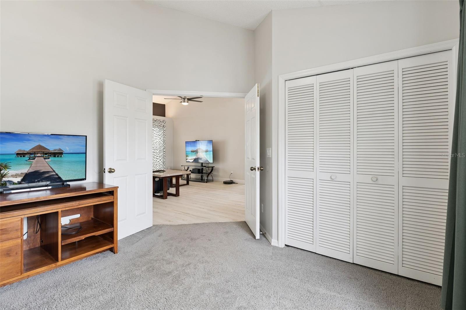 SEVEN HILLS - Residential