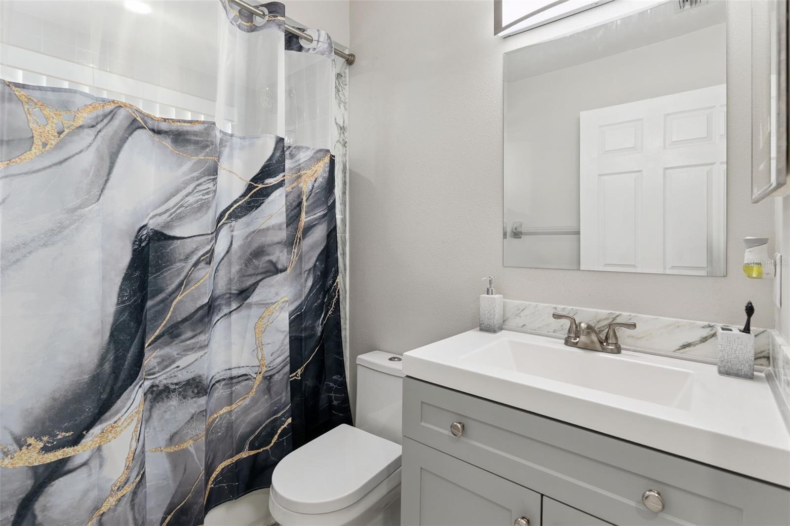 SEVEN HILLS - Residential