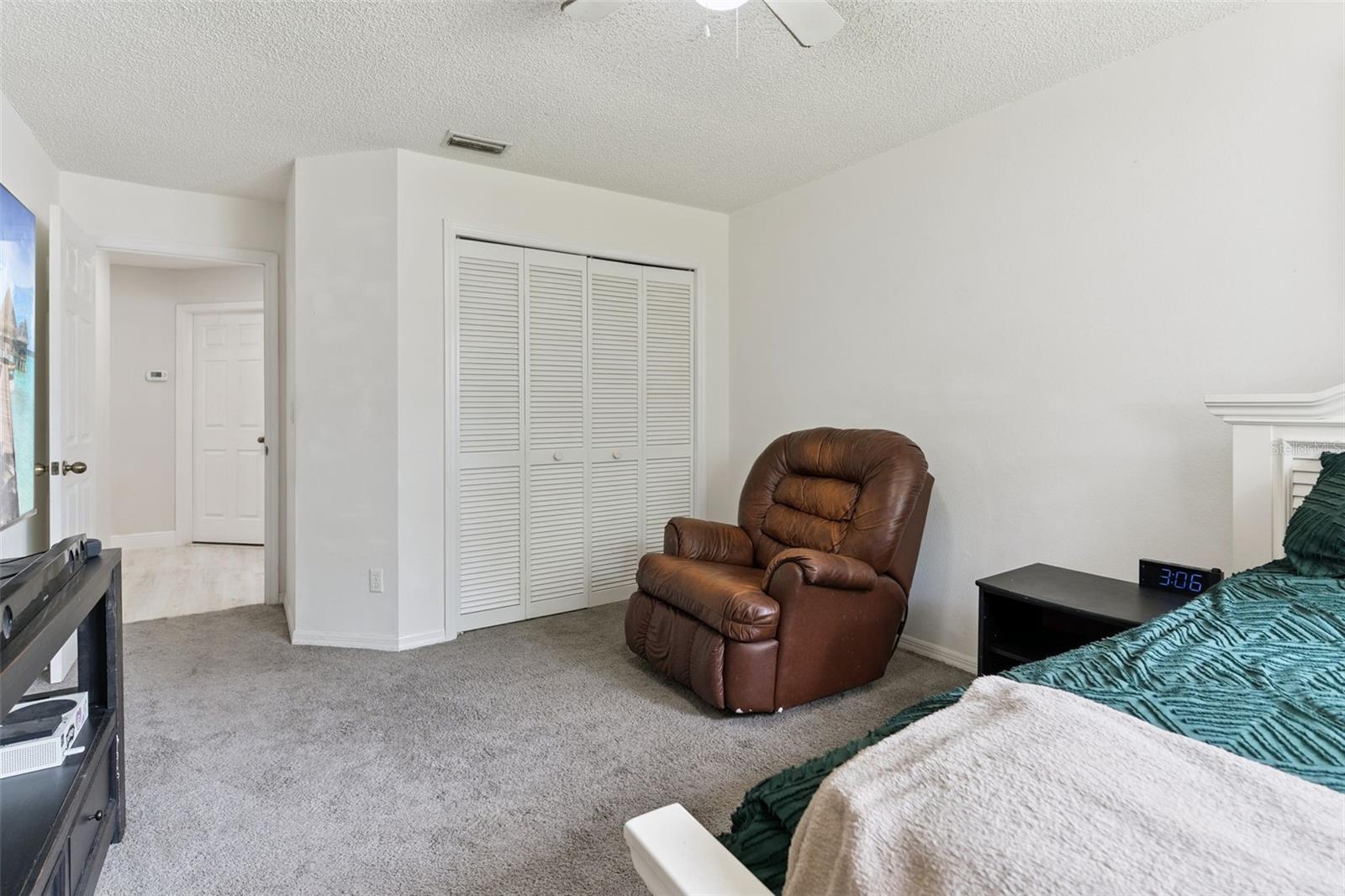 SEVEN HILLS - Residential