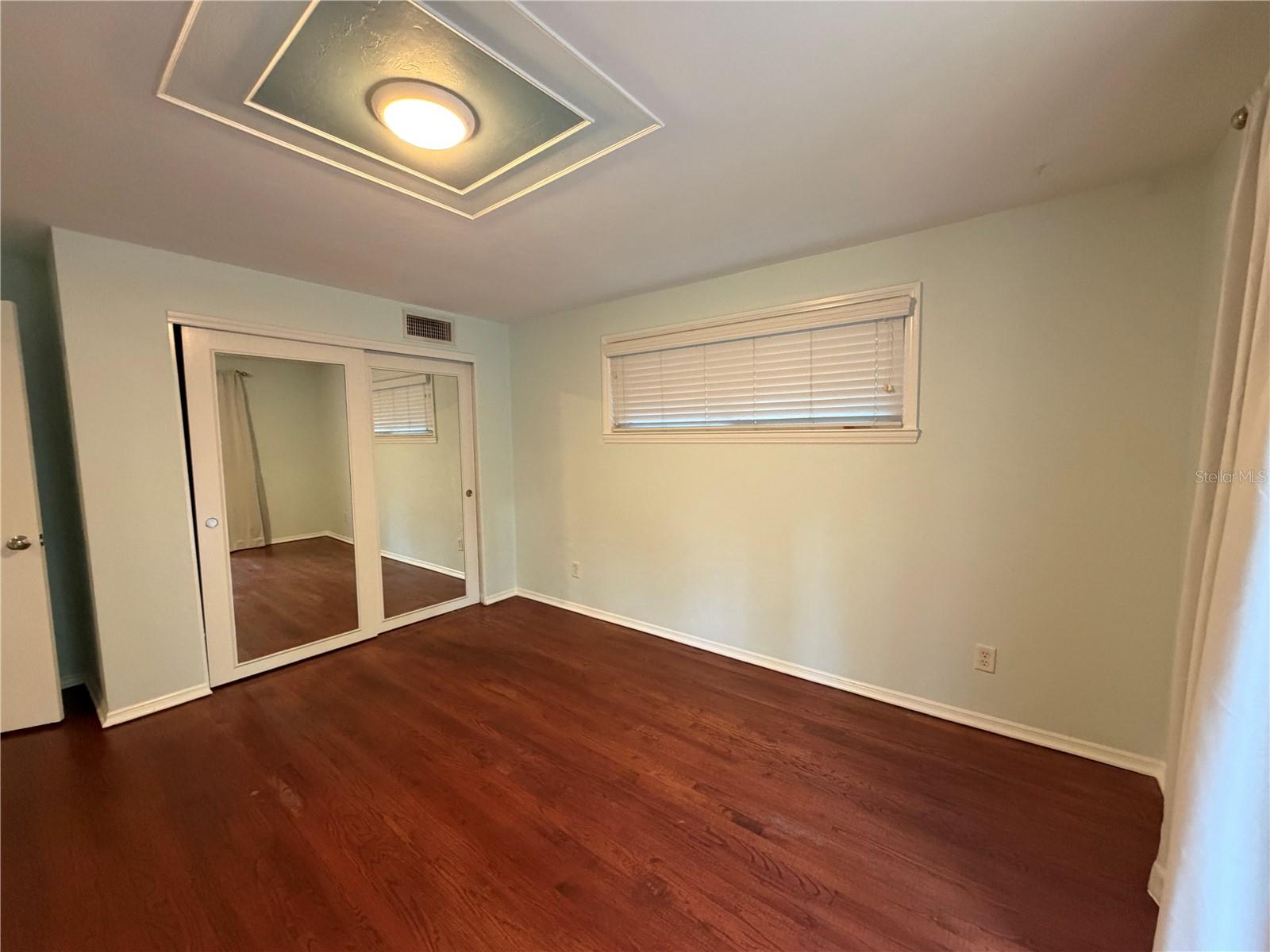 GOLF VIEW ESTATES - Residential Lease