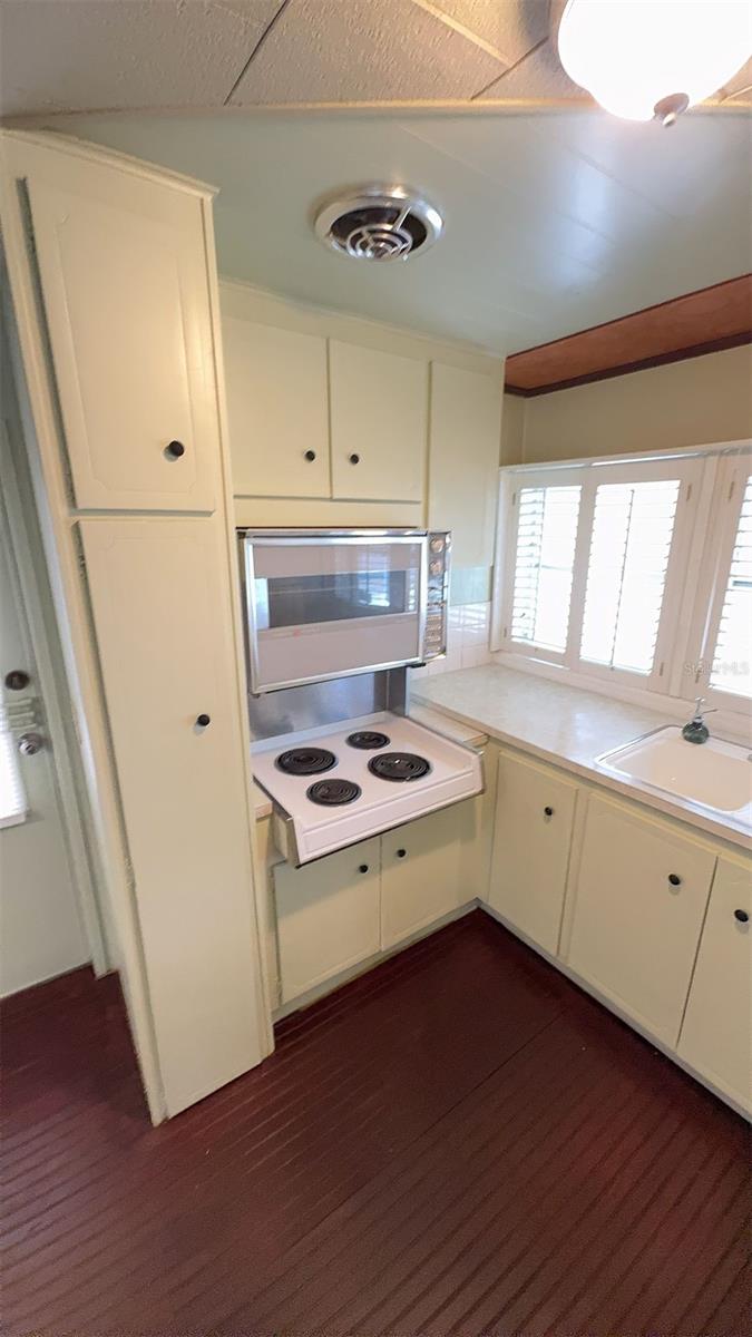 REGENCY COVE A COOPERATIVE - Residential