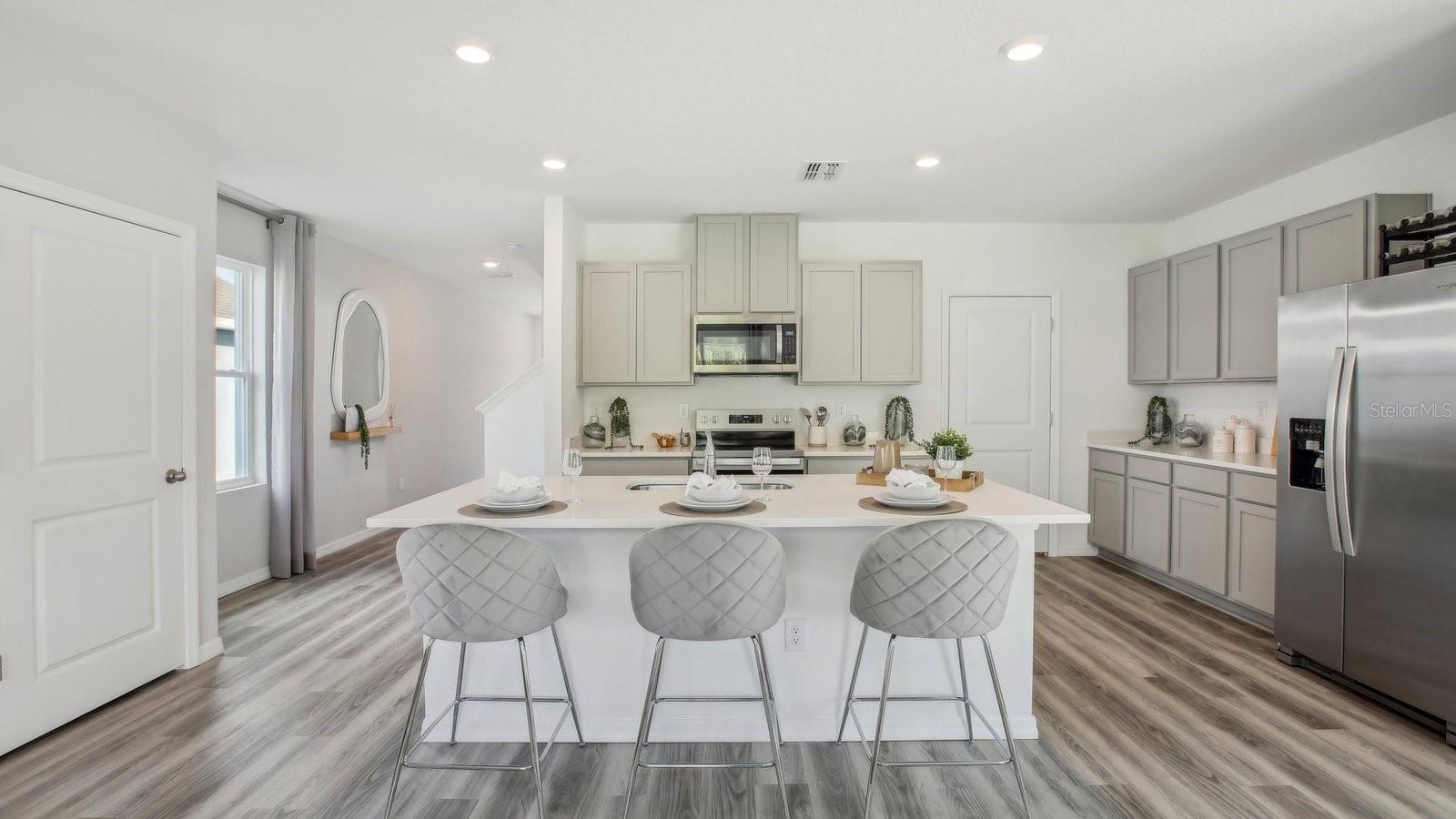 EAST REGNAS - Residential