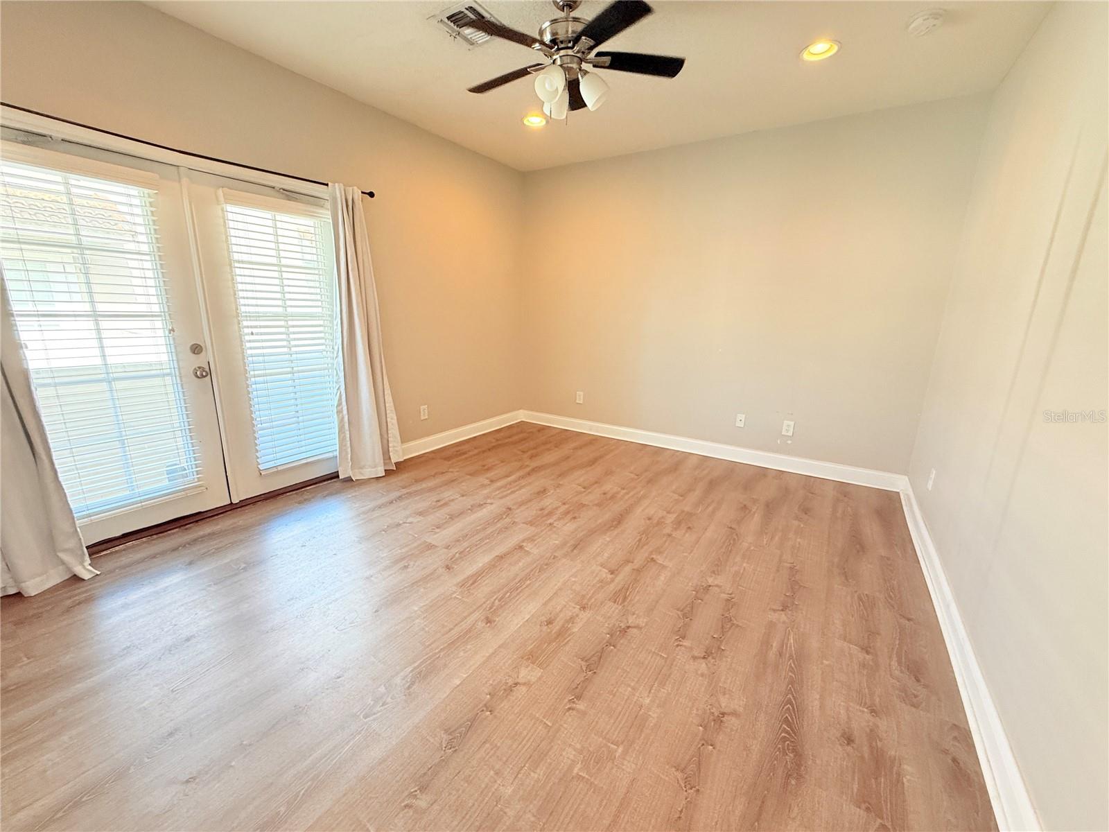 MINNESOTA CONDO - Residential Lease