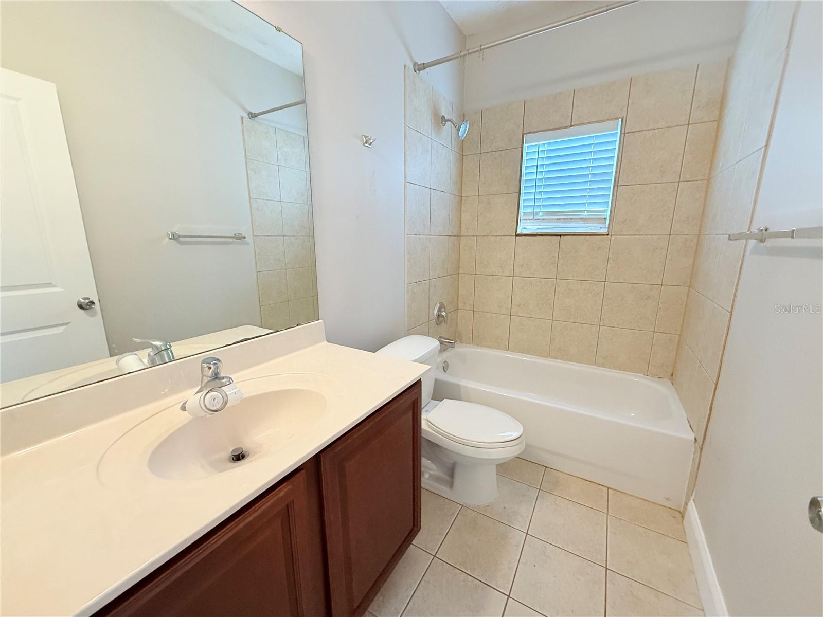 MINNESOTA CONDO - Residential Lease