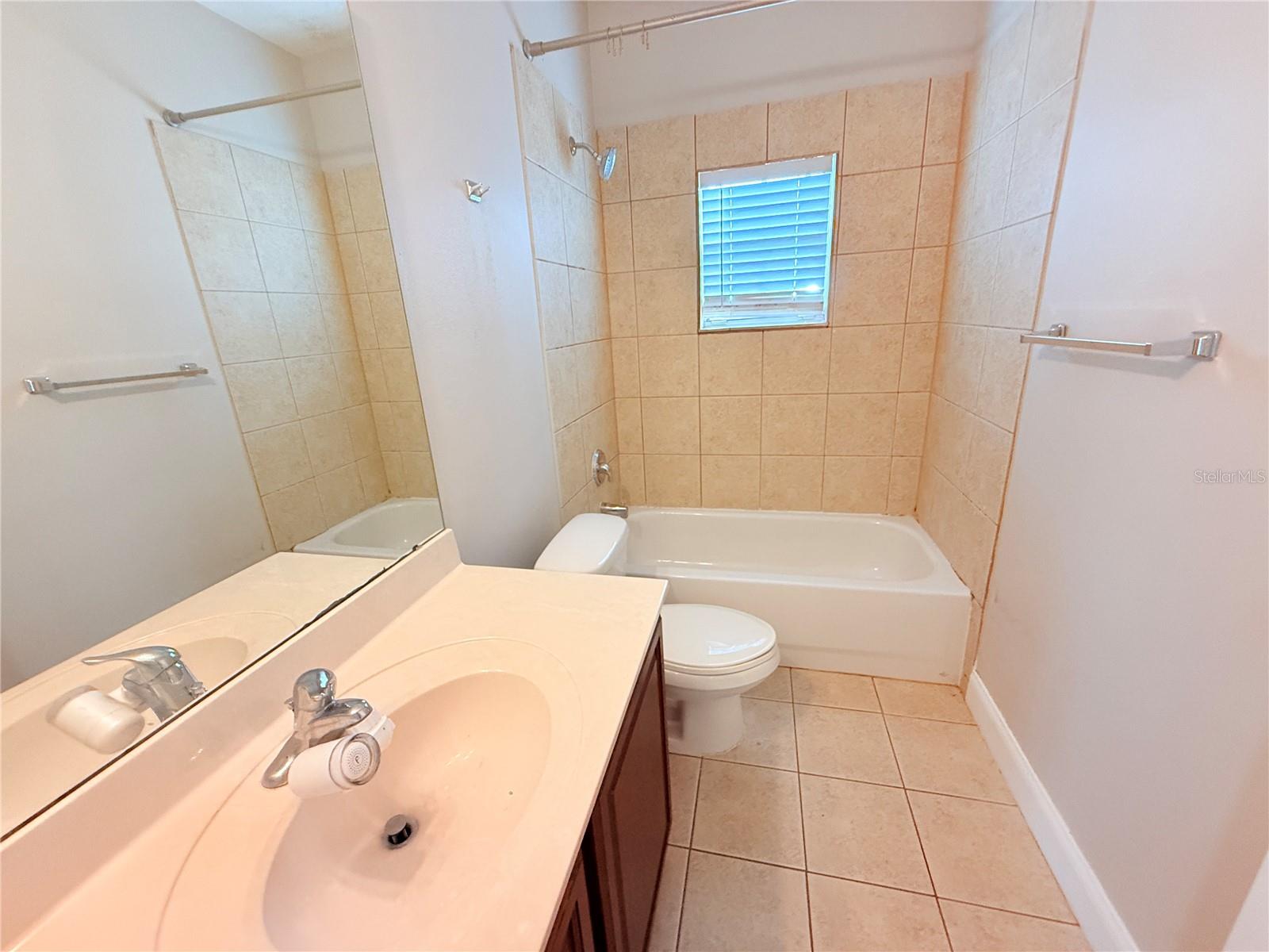 MINNESOTA CONDO - Residential Lease