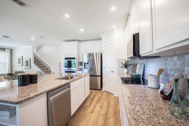 OAKHAVEN WALK - Residential