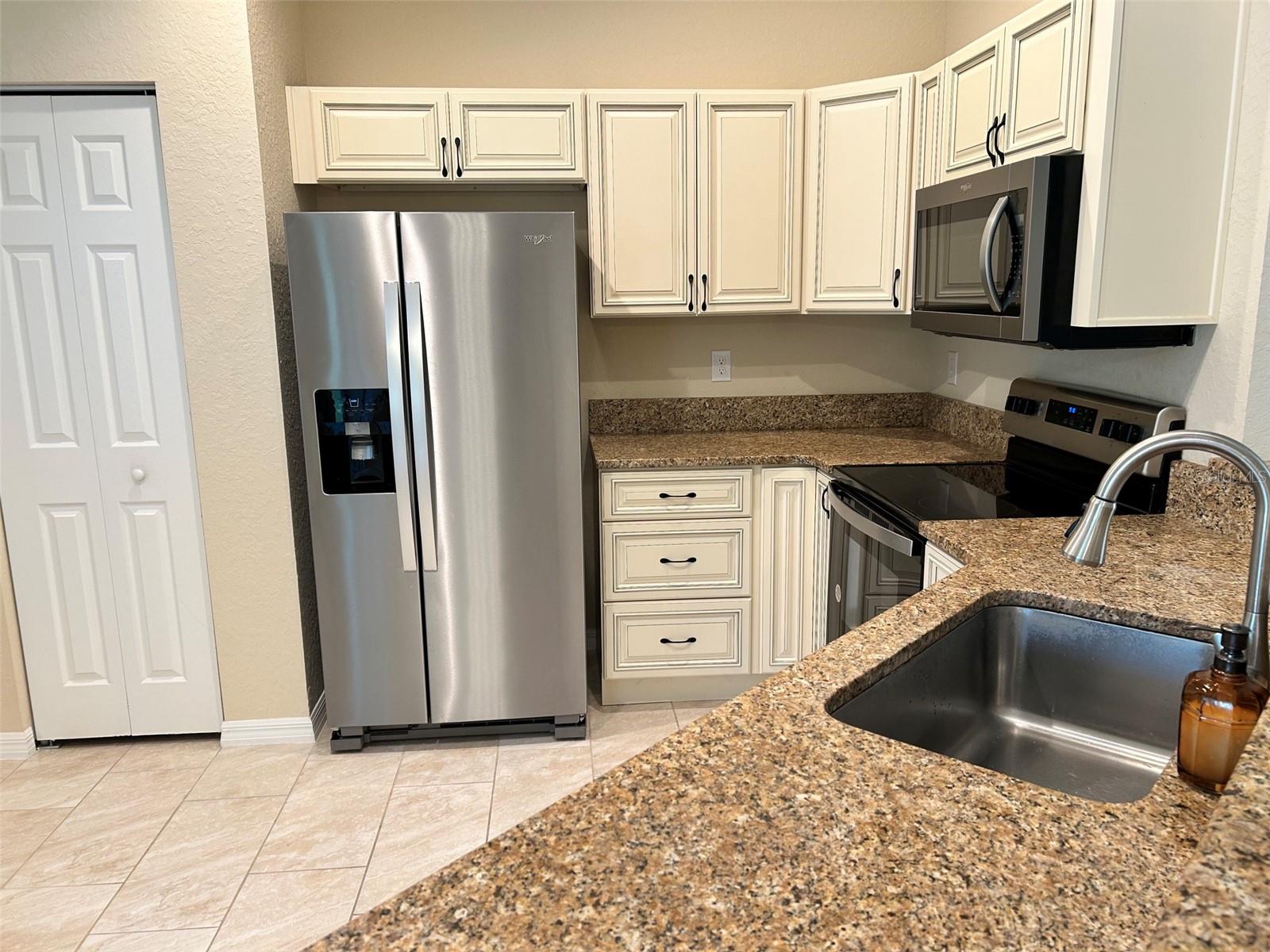 MARION OAKS UN 04 - Residential