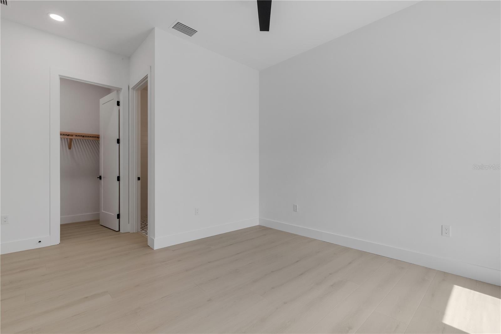 GROVE LAWN REP - Residential