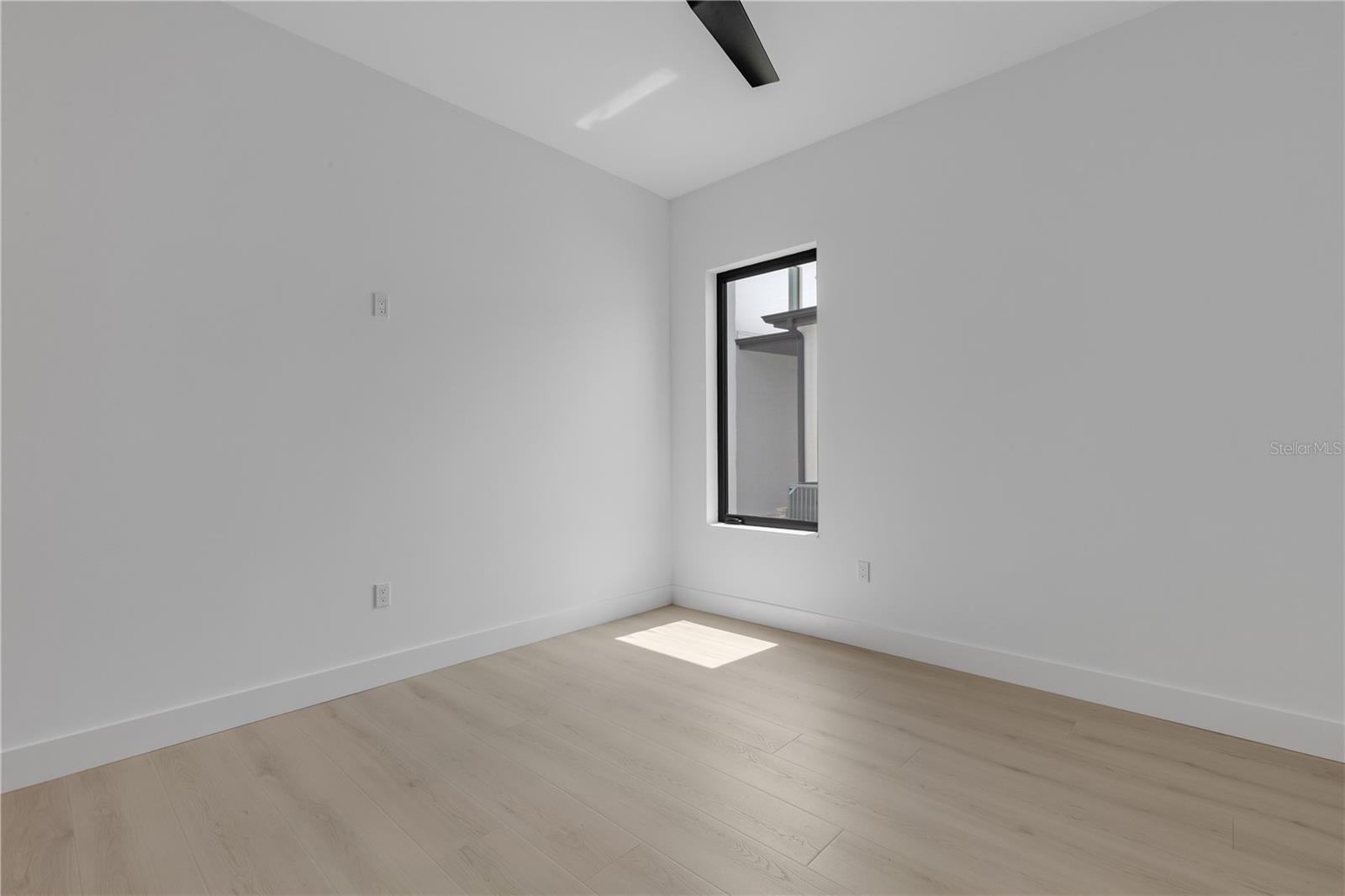 GROVE LAWN REP - Residential