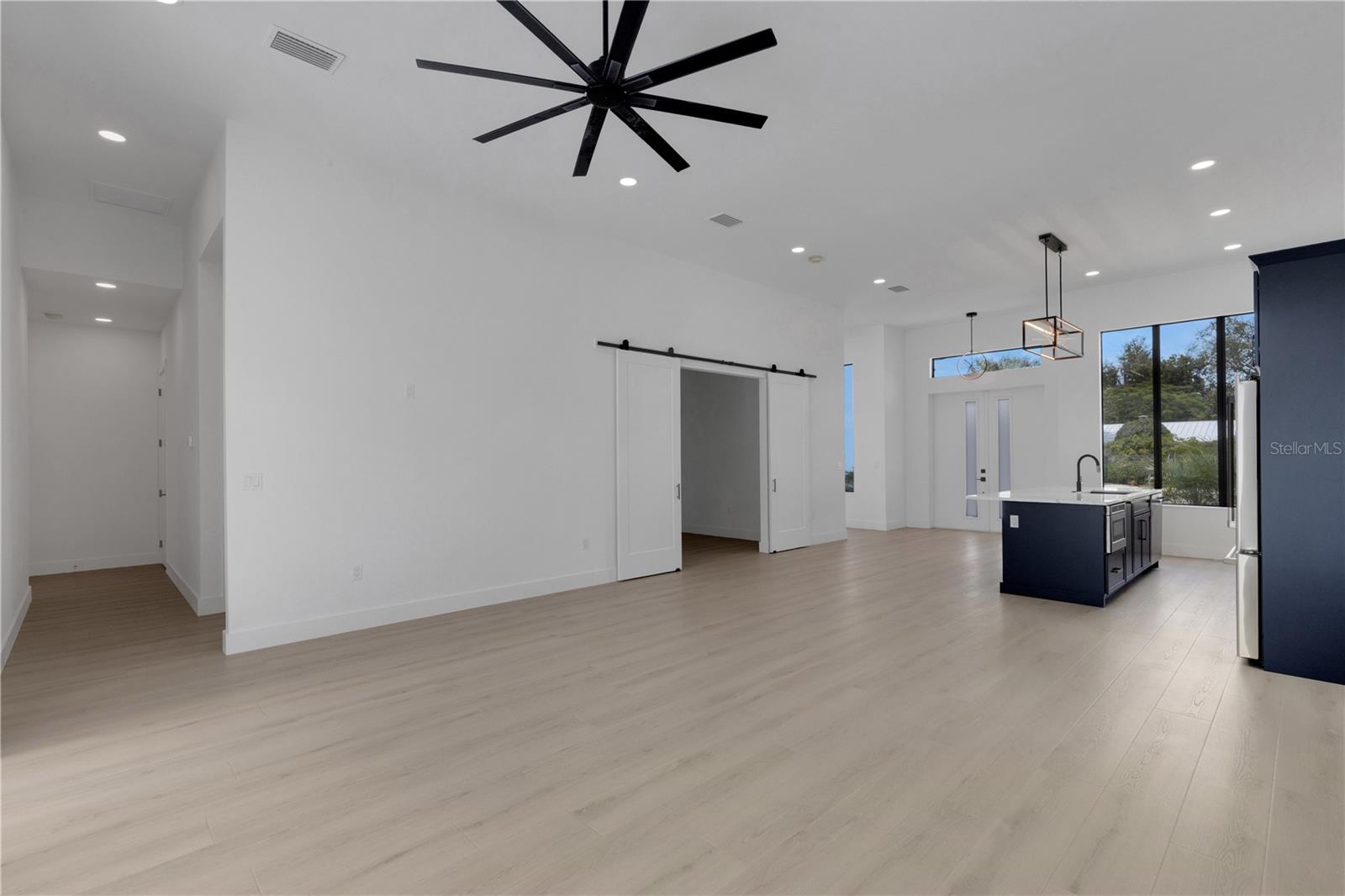 GROVE LAWN REP - Residential