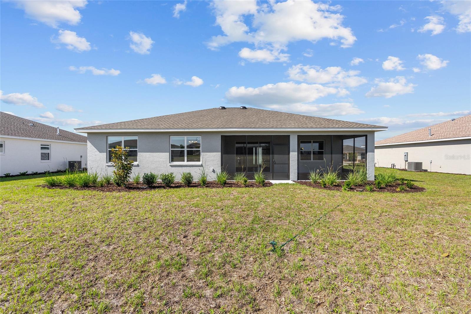 ON TOP OF THE WORLD - Residential
