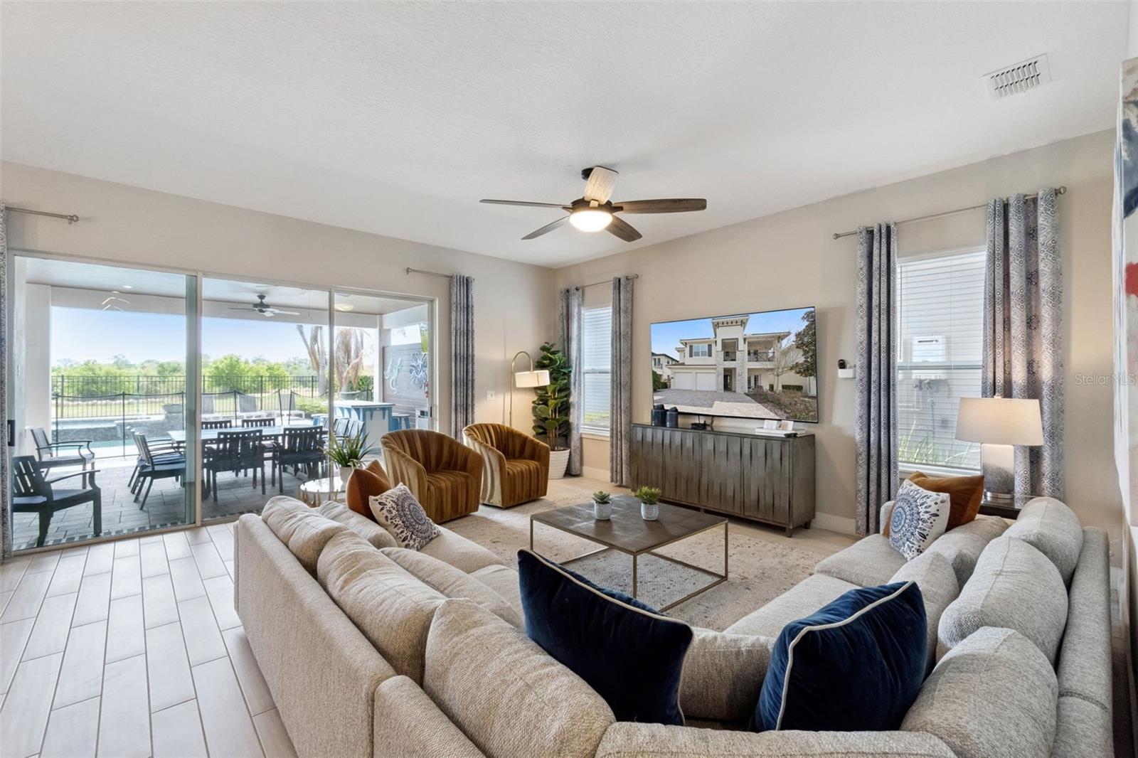 REUNION, BEARS DEN, REUNION WEST - Residential