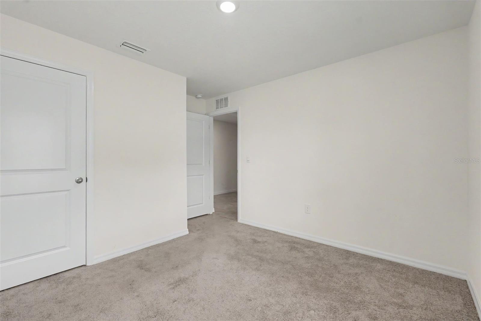 HERNANDO OAKS PH 3 - Residential