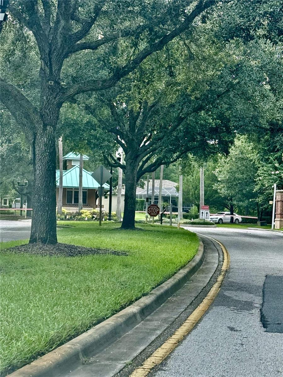 HERNANDO OAKS PH 3 - Residential