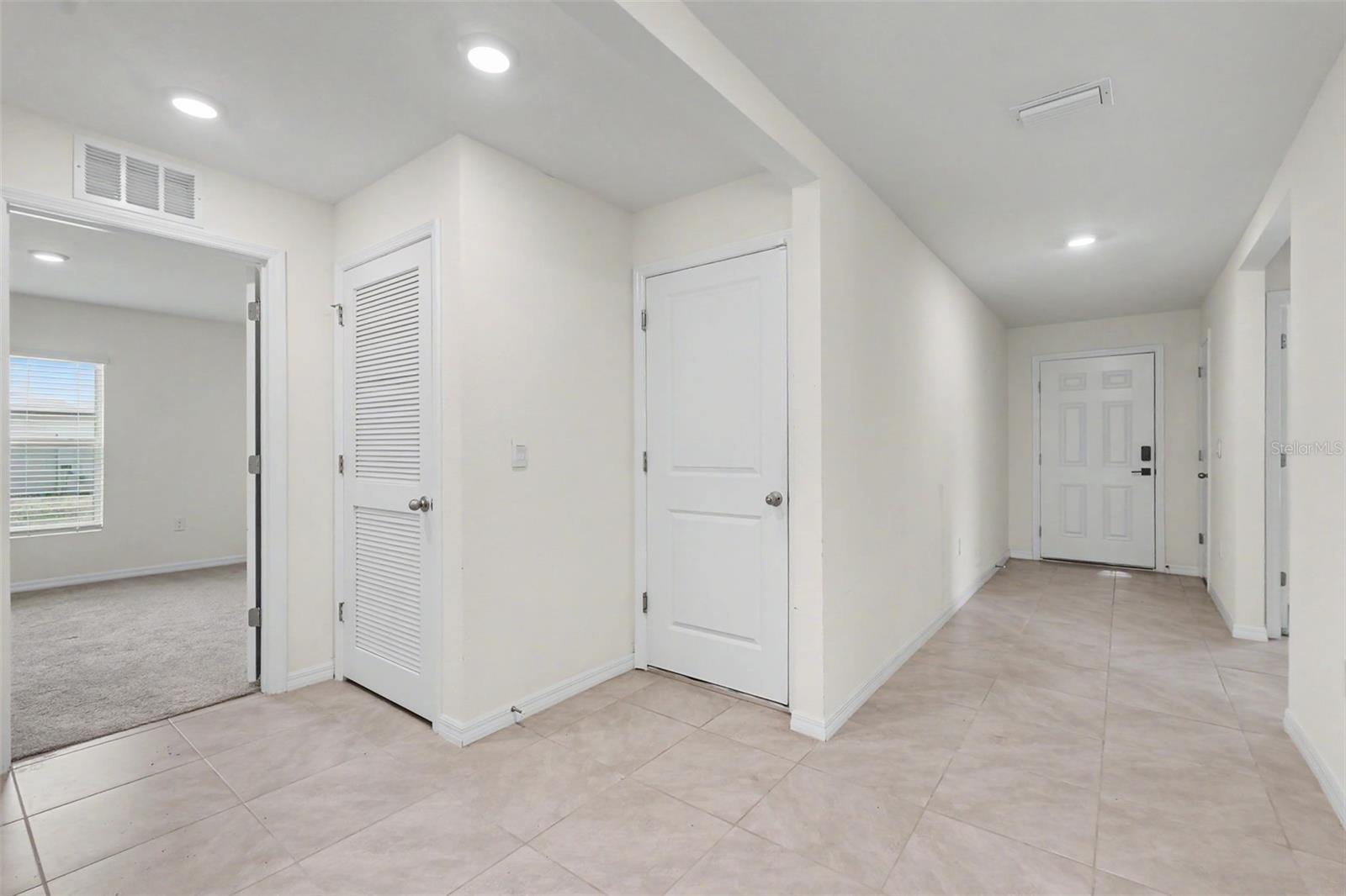 HERNANDO OAKS PH 3 - Residential