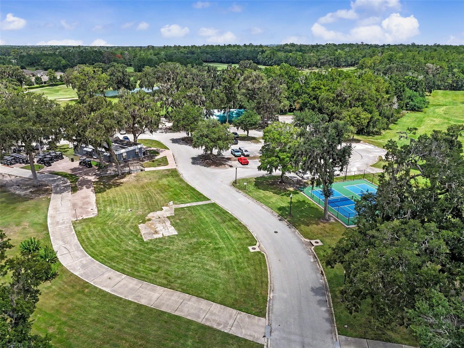 HERNANDO OAKS PH 3 - Residential