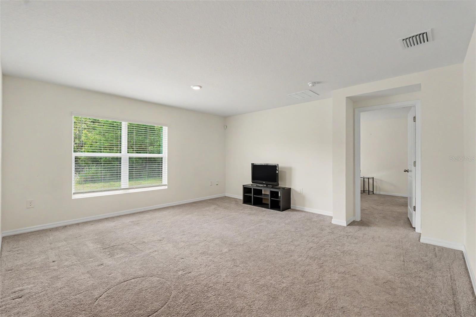 HERNANDO OAKS PH 3 - Residential
