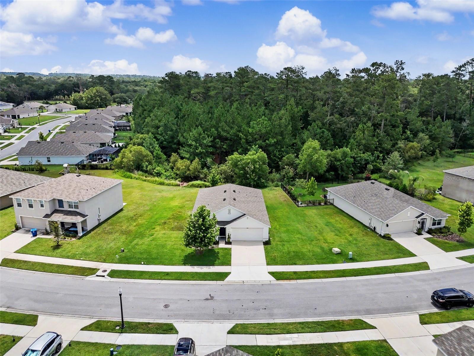 HERNANDO OAKS PH 3 - Residential