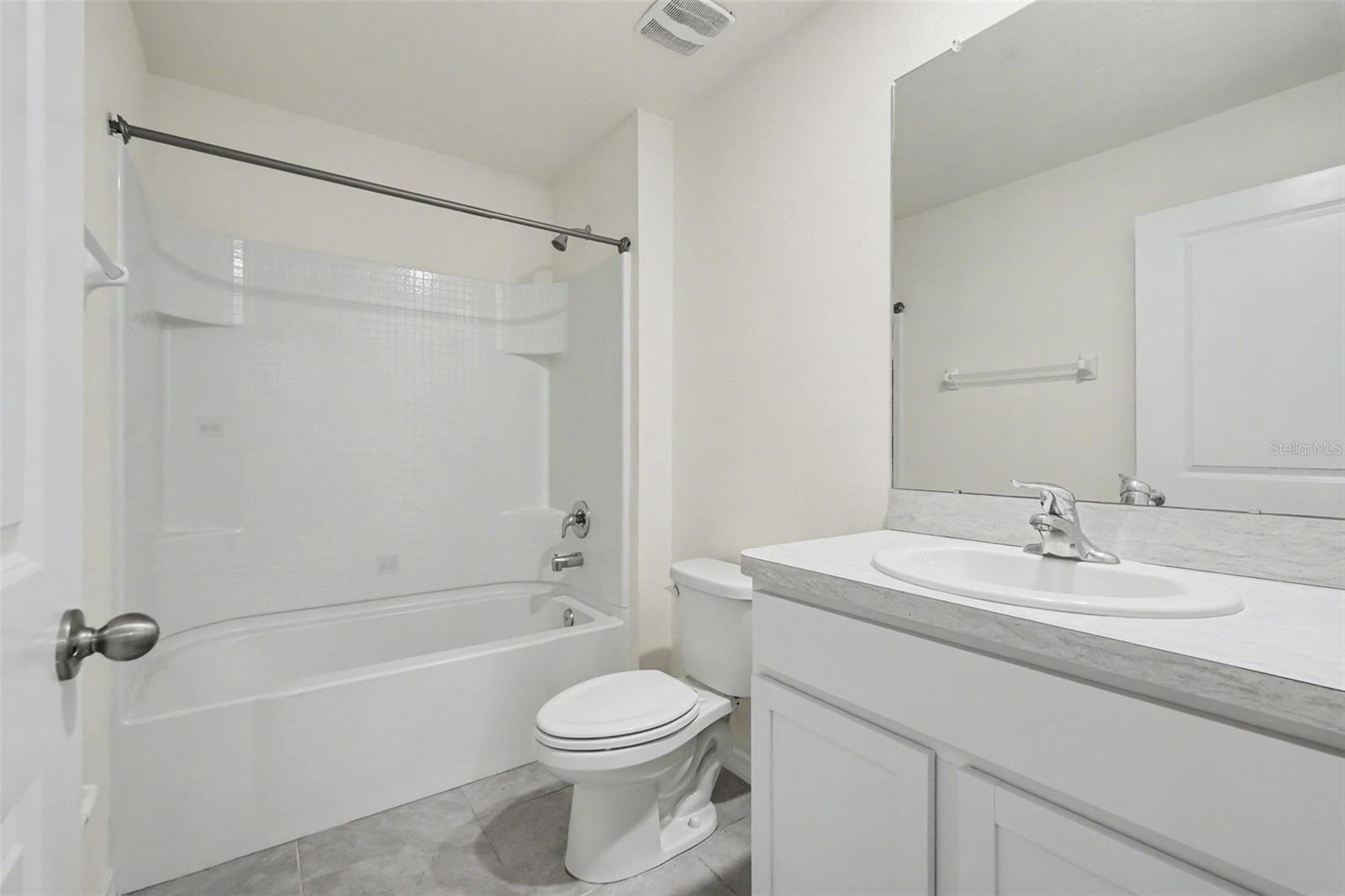 HERNANDO OAKS PH 3 - Residential