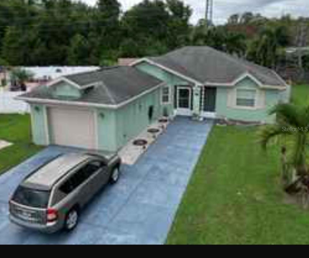 3 Bedroom 2 Bathroom home in Kissimmee FL.