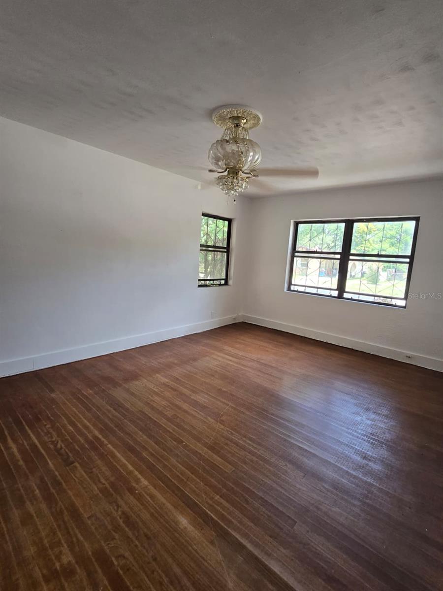 INWOOD - Residential