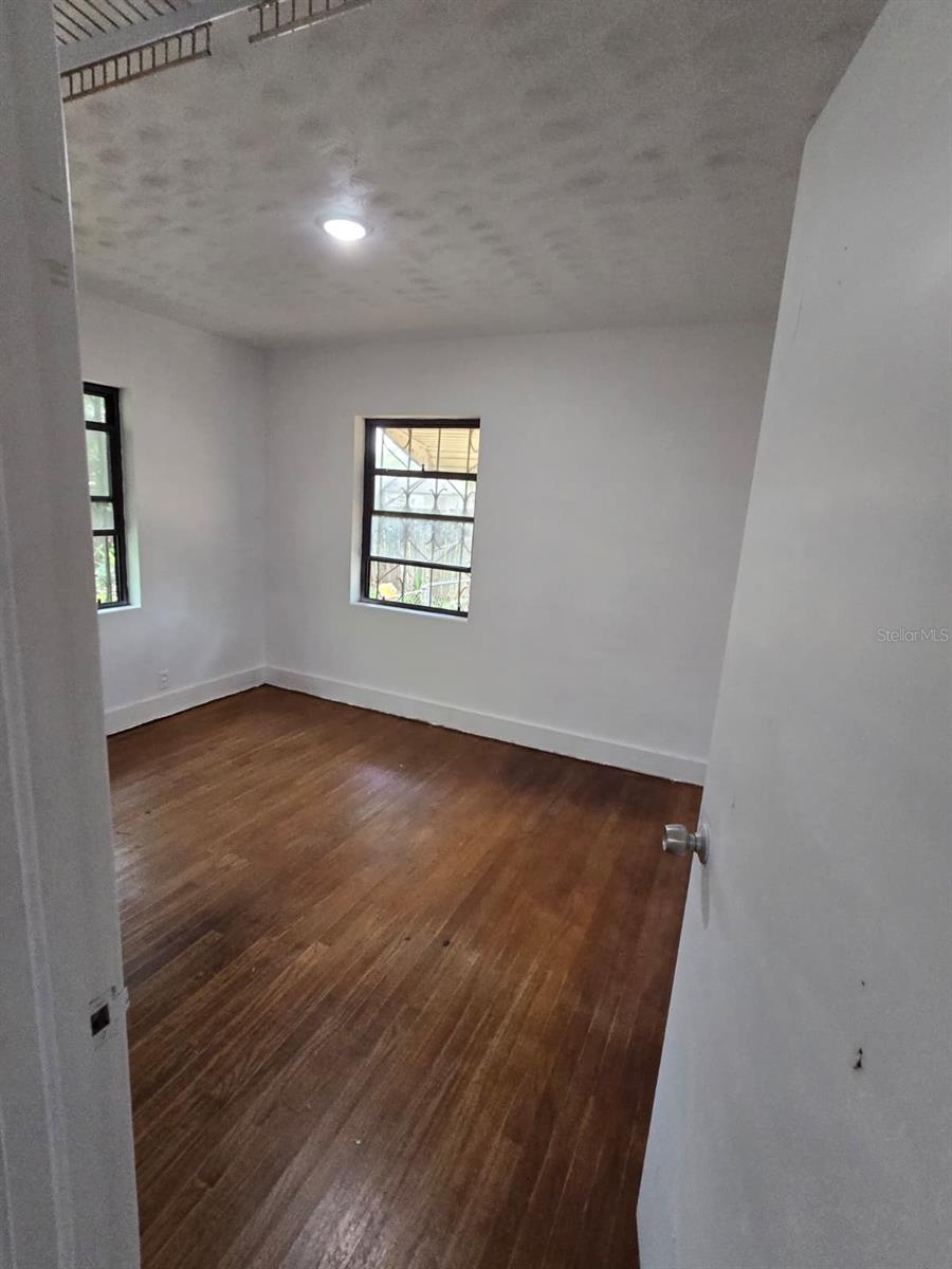 INWOOD - Residential