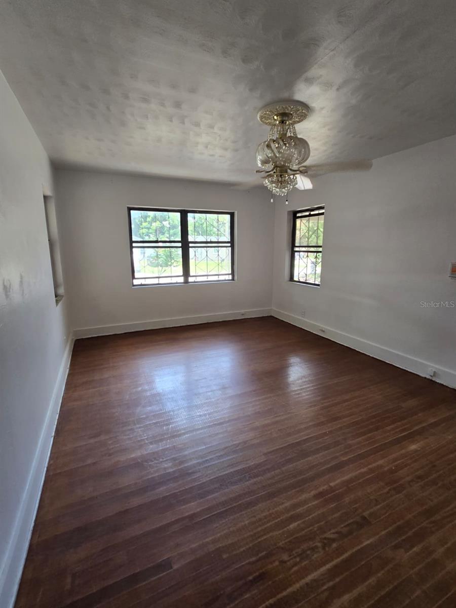 INWOOD - Residential