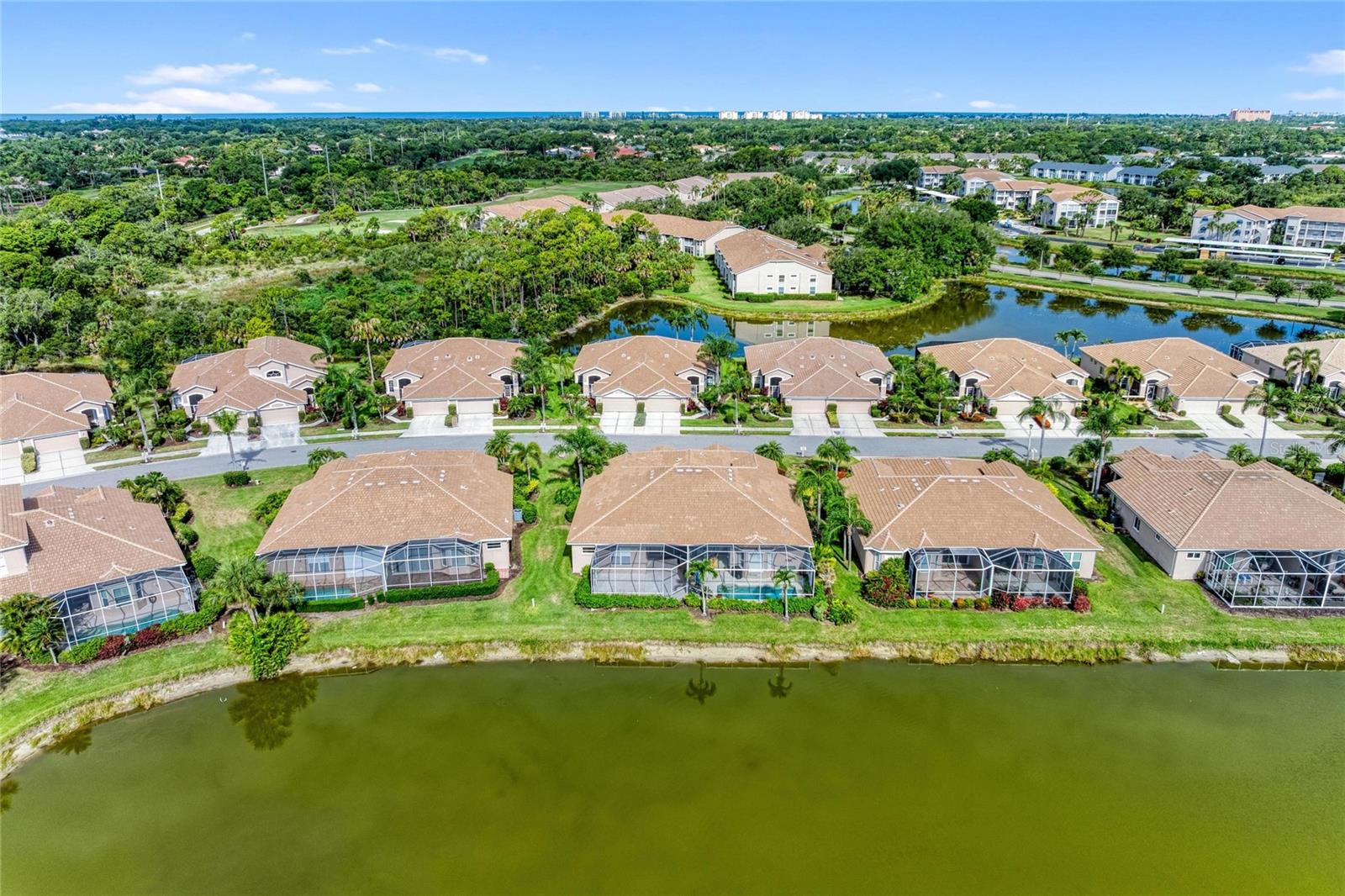 STONEYBROOK GOLF & COUNTRY CLUB - Residential