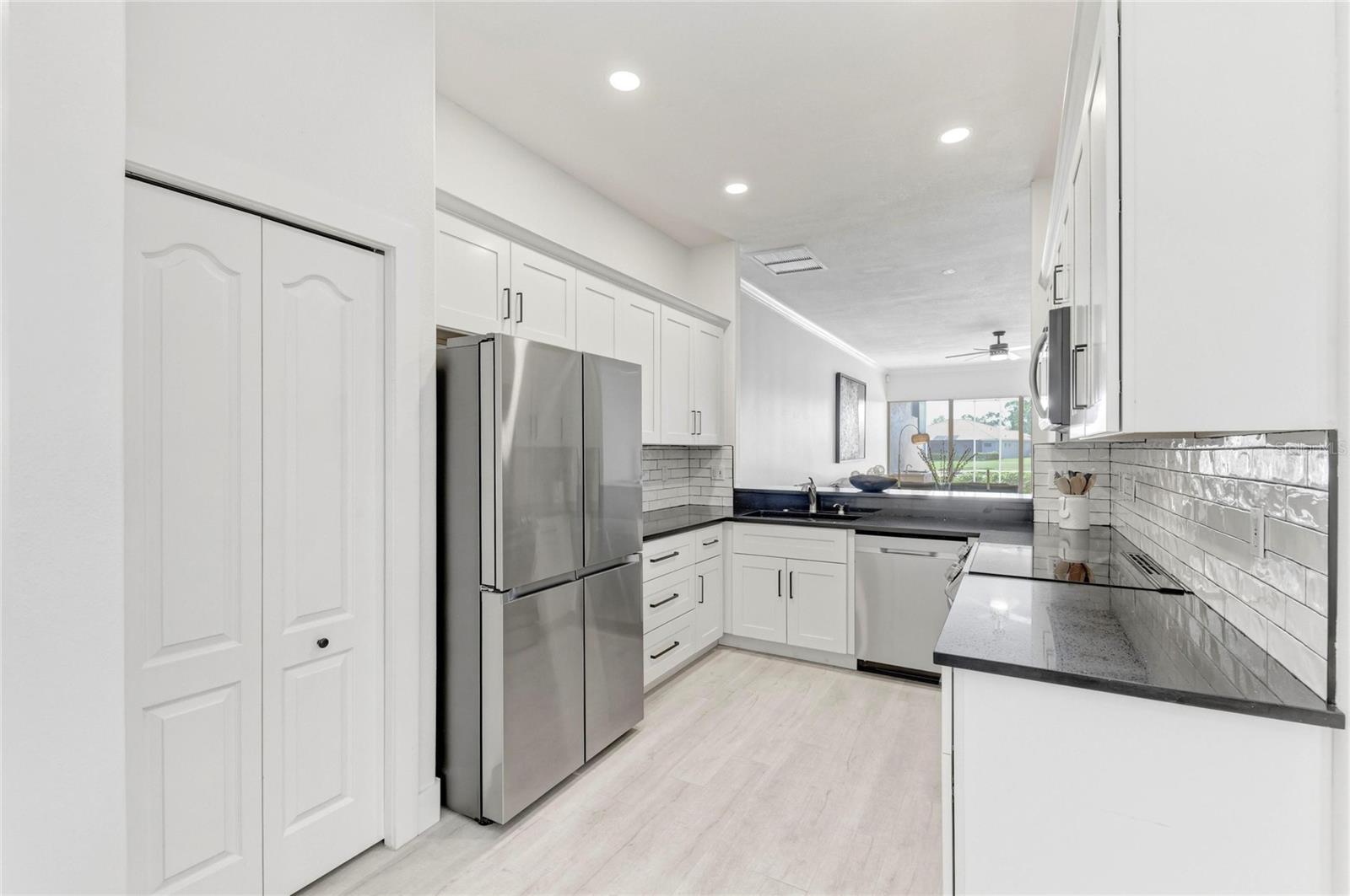STONEYBROOK GOLF & COUNTRY CLUB - Residential