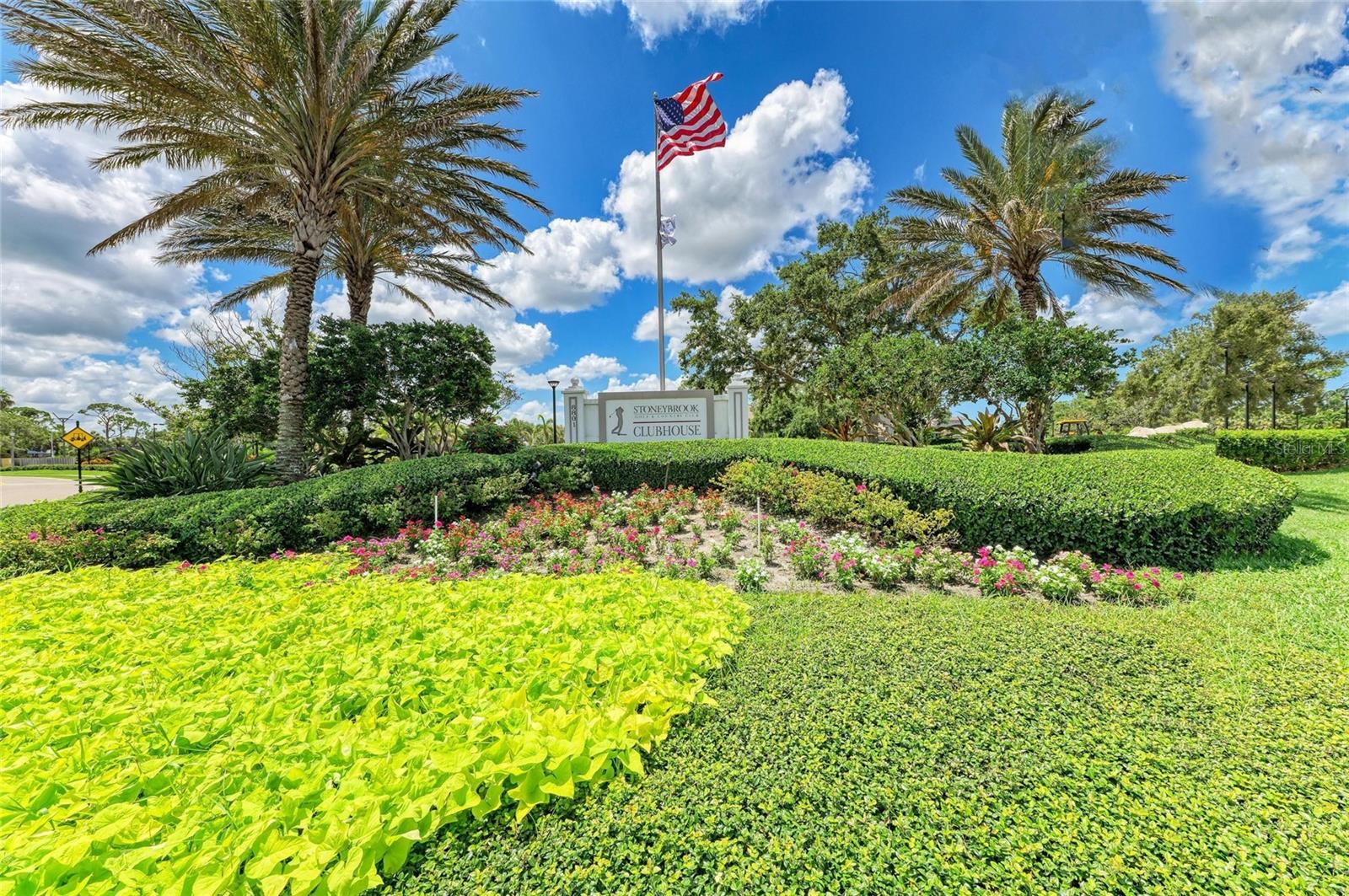 STONEYBROOK GOLF & COUNTRY CLUB - Residential