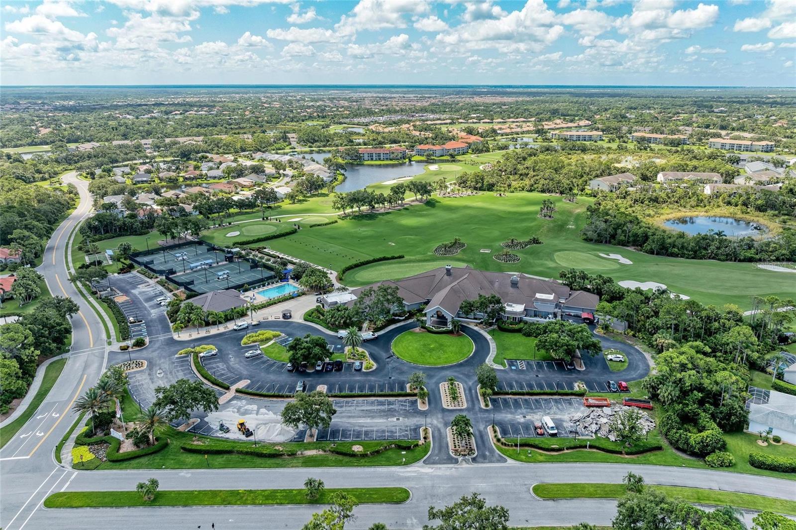 STONEYBROOK GOLF & COUNTRY CLUB - Residential