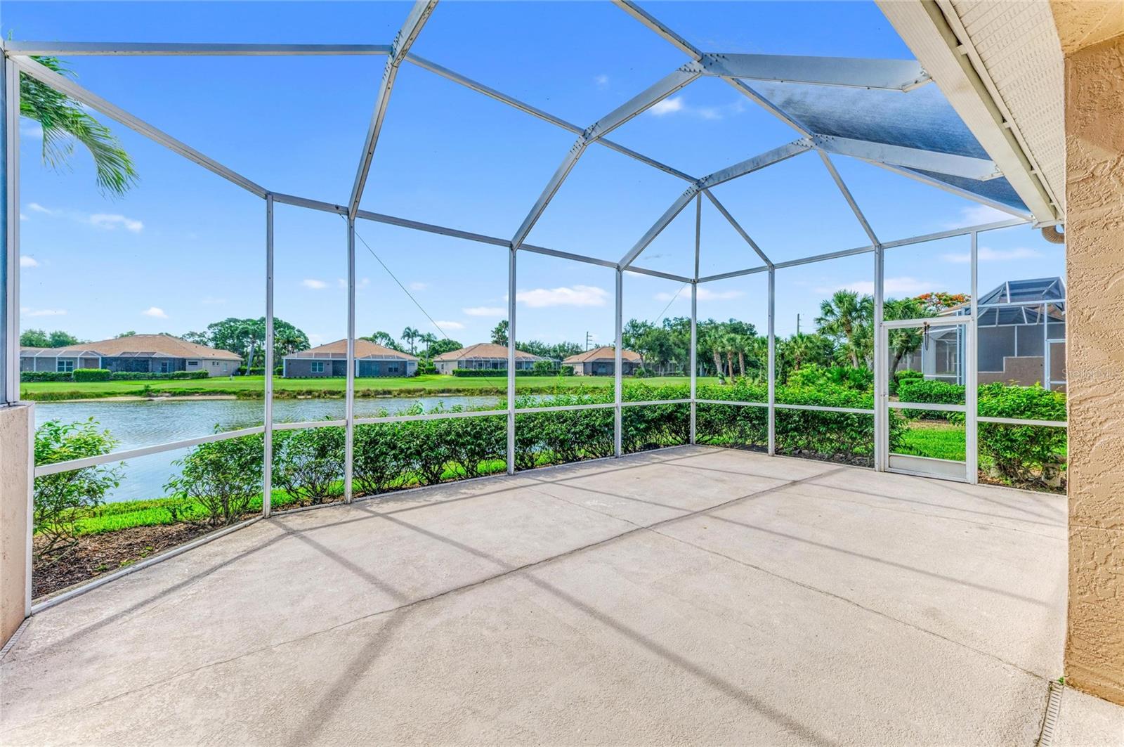 STONEYBROOK GOLF & COUNTRY CLUB - Residential