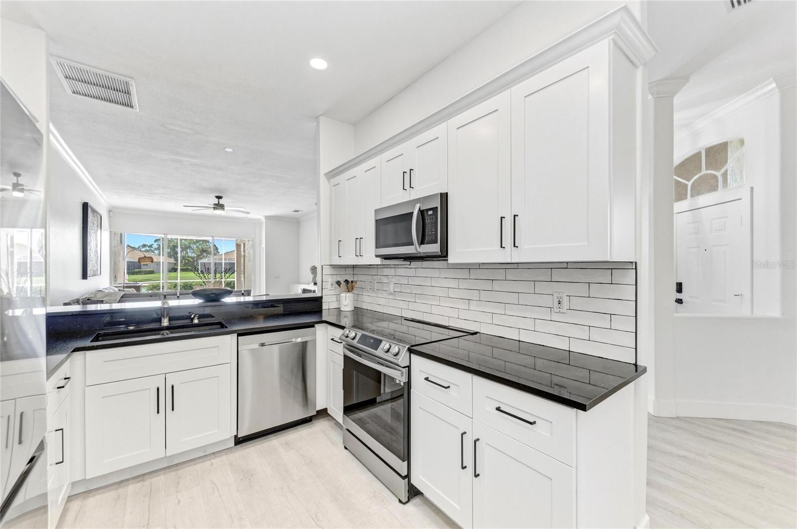 STONEYBROOK GOLF & COUNTRY CLUB - Residential