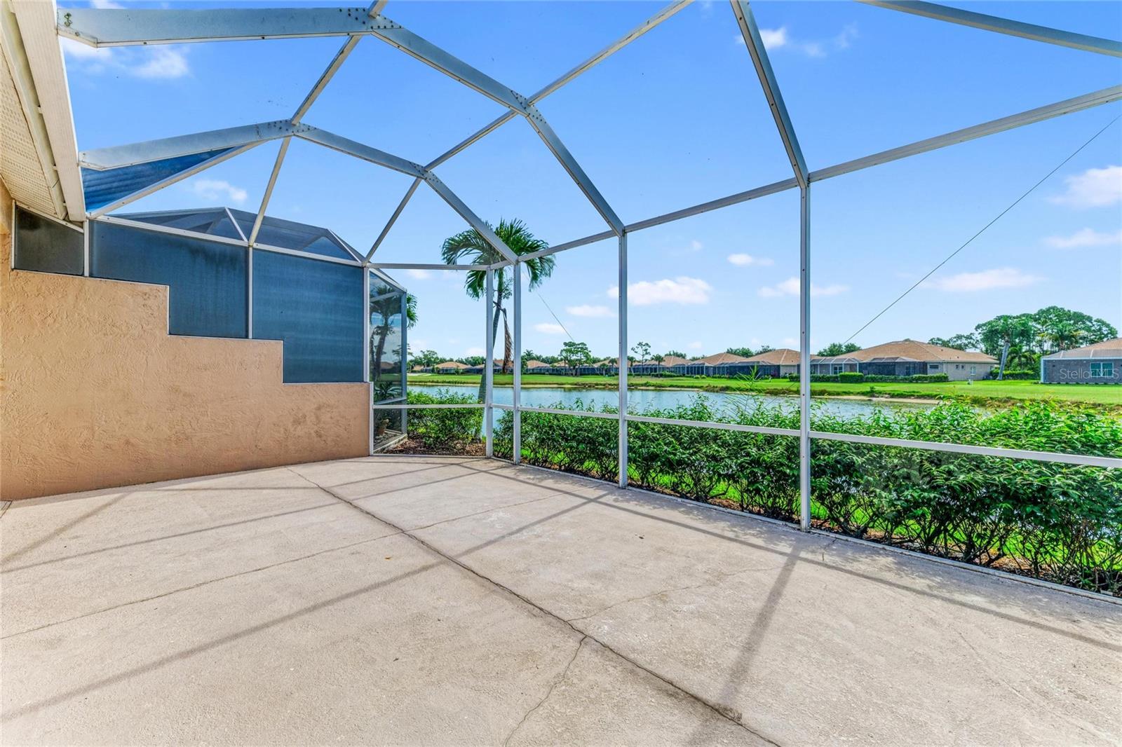 STONEYBROOK GOLF & COUNTRY CLUB - Residential
