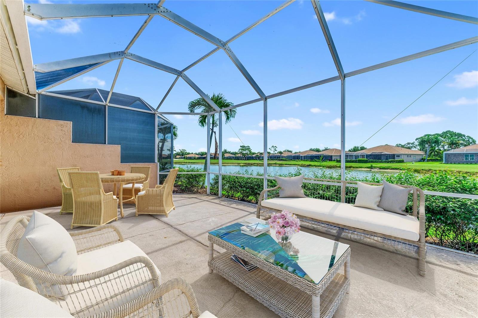 STONEYBROOK GOLF & COUNTRY CLUB - Residential
