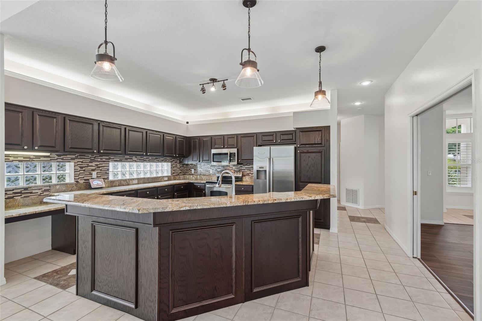 CRESCENT OAKS COUNTRY CLUB PH 1 - Residential