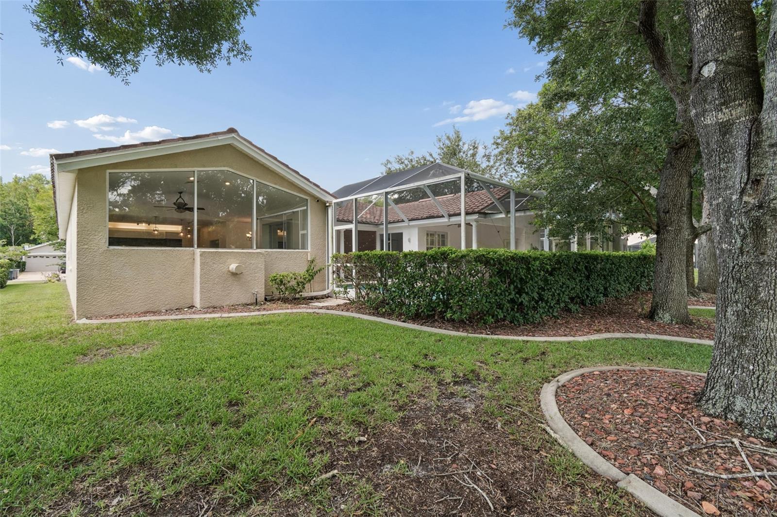 CRESCENT OAKS COUNTRY CLUB PH 1 - Residential