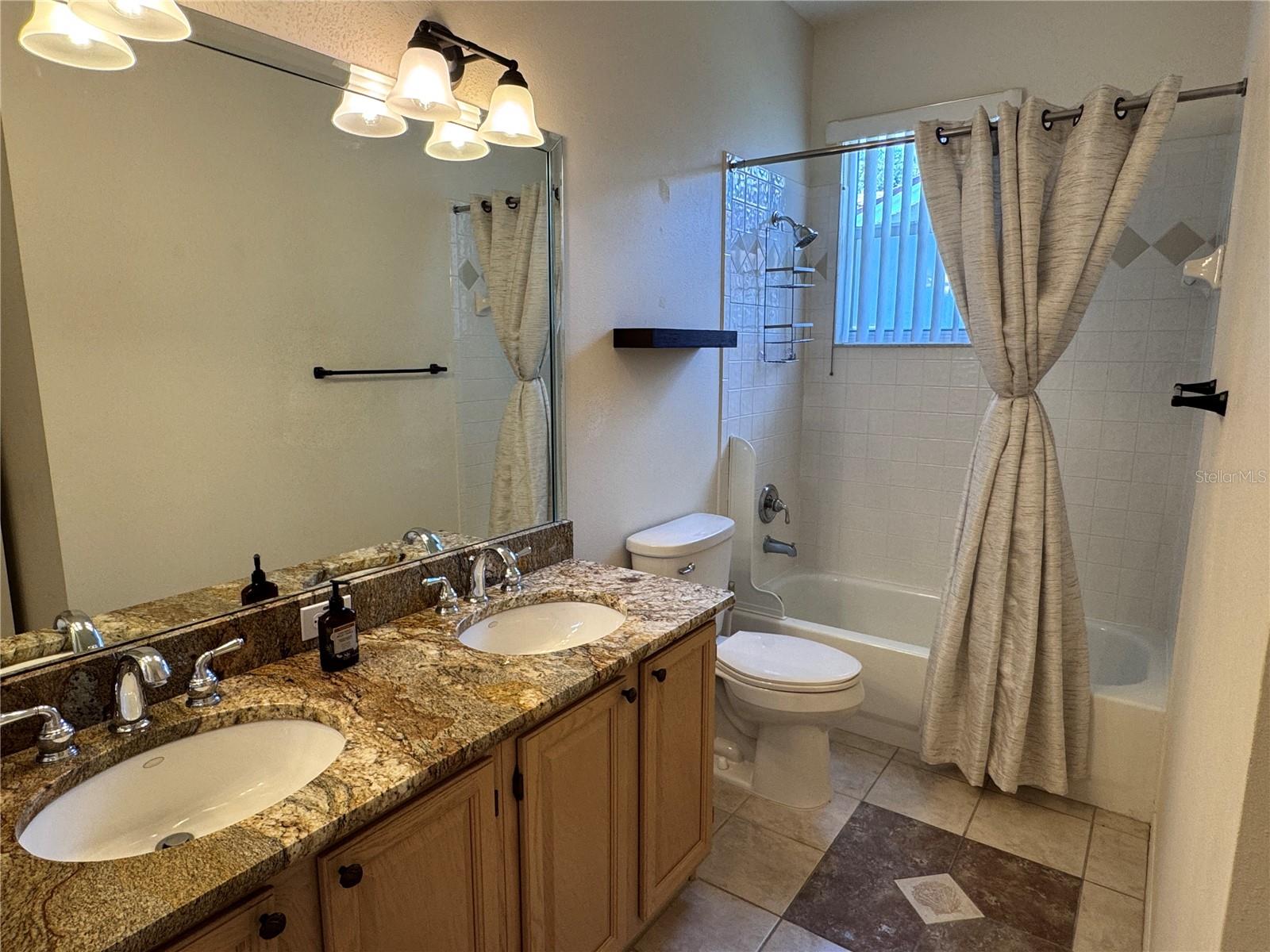 CRESCENT OAKS COUNTRY CLUB PH 1 - Residential