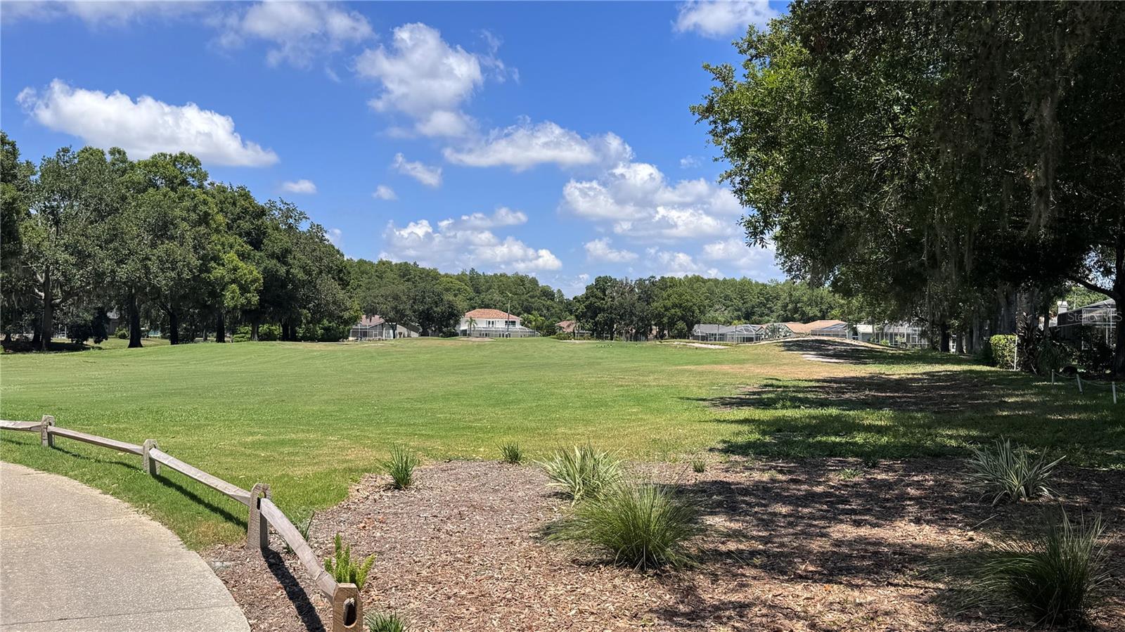 CRESCENT OAKS COUNTRY CLUB PH 1 - Residential
