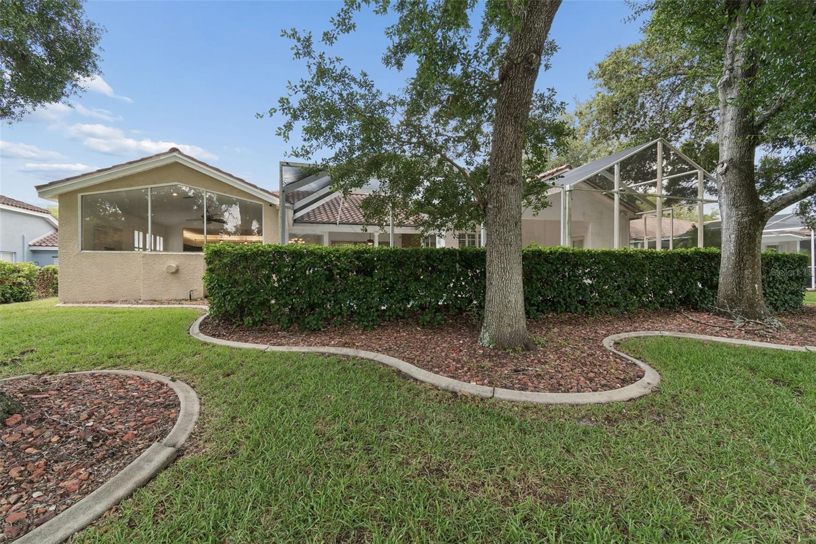 CRESCENT OAKS COUNTRY CLUB PH 1 - Residential