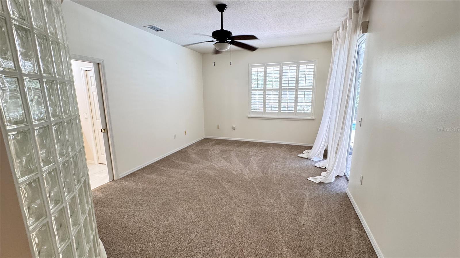 CRESCENT OAKS COUNTRY CLUB PH 1 - Residential