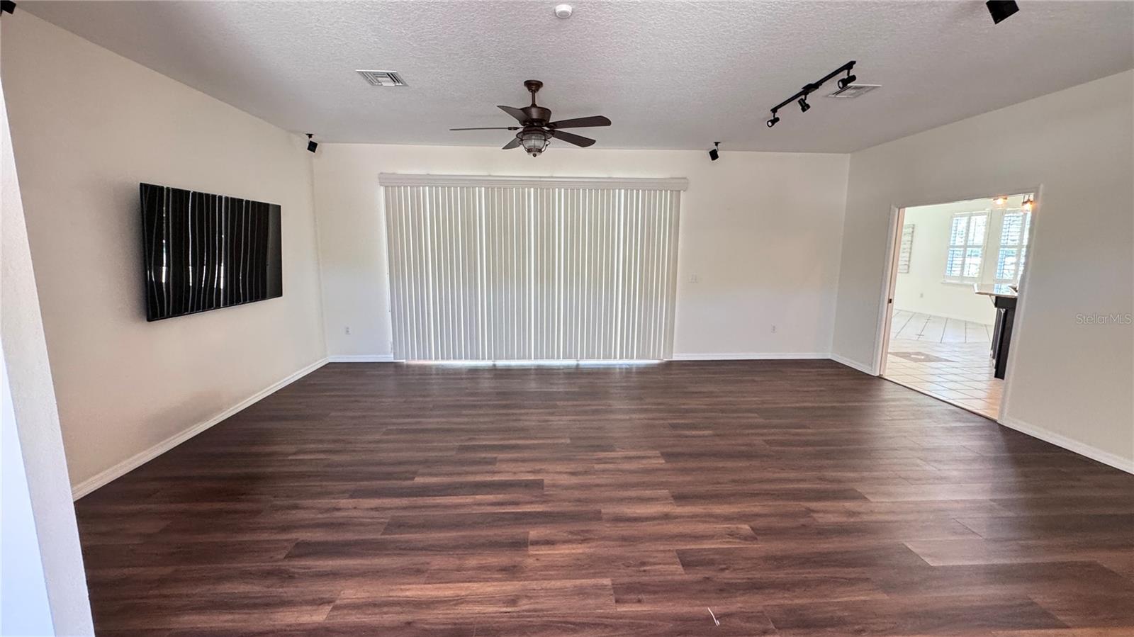 CRESCENT OAKS COUNTRY CLUB PH 1 - Residential
